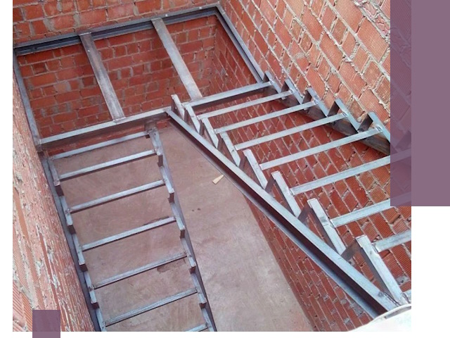 Монтаж металлических лестниц под ключ в Мончегорске быстро и качественно