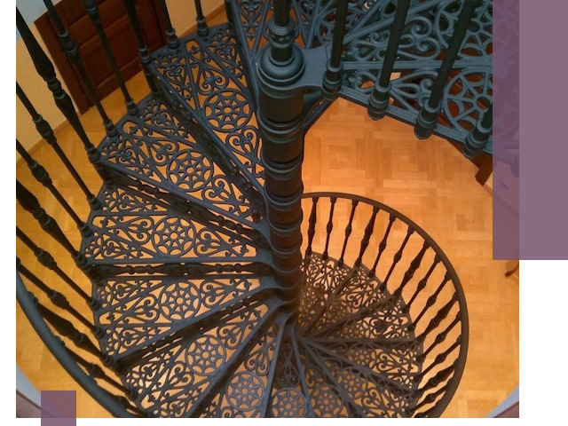 Винтовые лестницы под ключ в Мончегорске: производство и монтаж