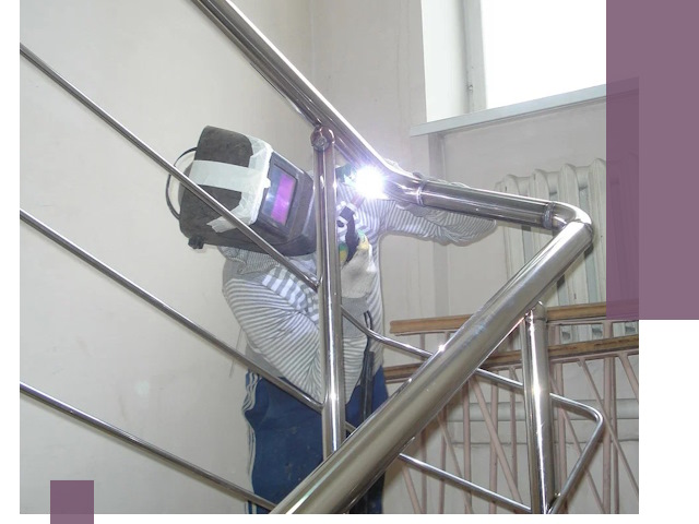 Монтаж перил и ограждений качественно в Мончегорске