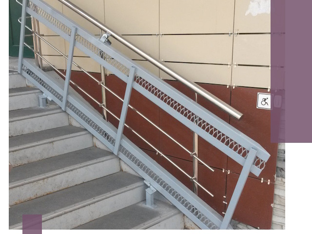 Изготовление откидных пандусов под ключ в Мончегорске