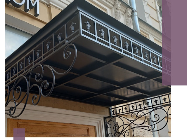 Ремонт козырьков и навесов в Мончегорске — быстро и качественно